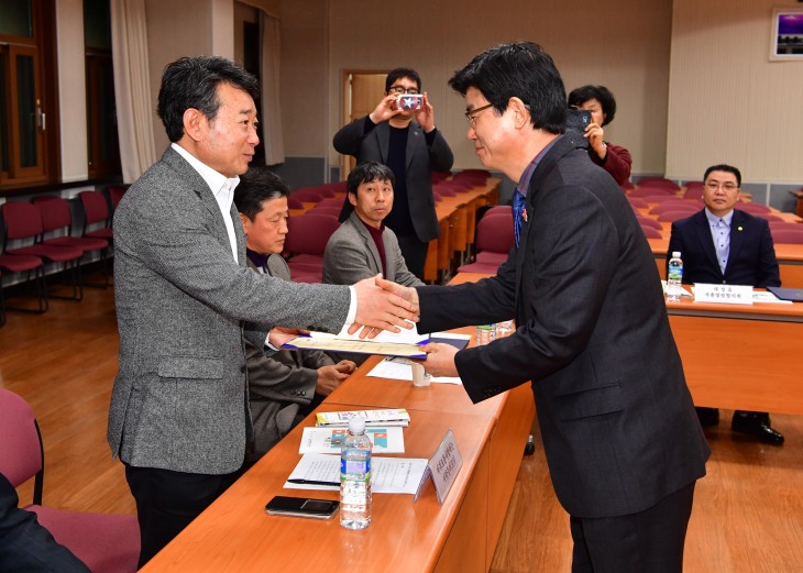 fd8bb78018fff1f754130c1816712a40_1523263